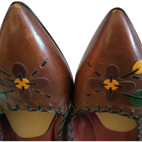 Y2K Vintage PRADA Leather Applique Flower Accent Pumps Heels Size 41 - Picture 7 of 10